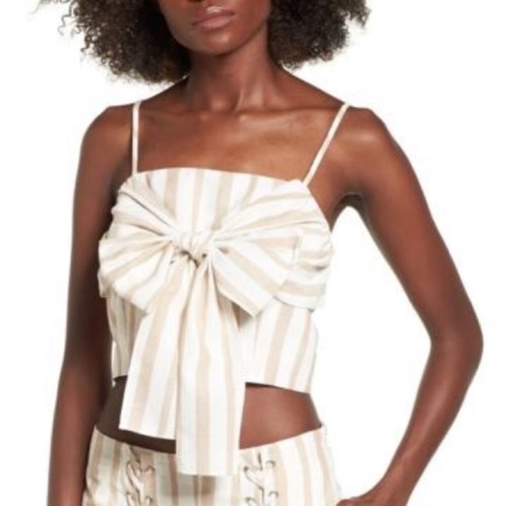 NWT J.O.A Tie Front Crop Top